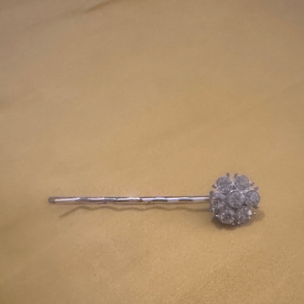 Crystal Cluster Hair Pin - Silver Sparkle